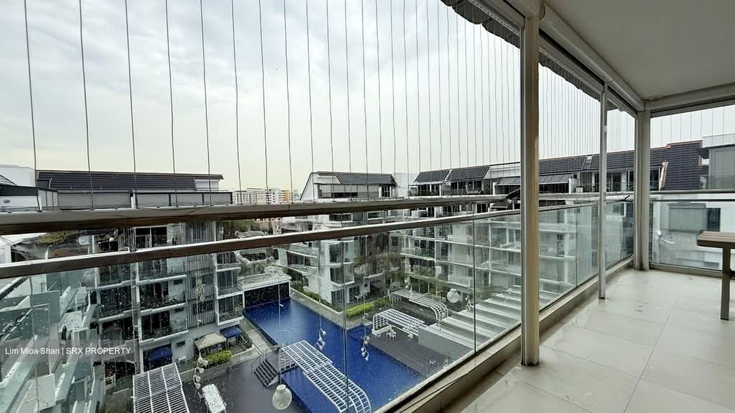 Casa Cambio (D19), Condominium #569073301
